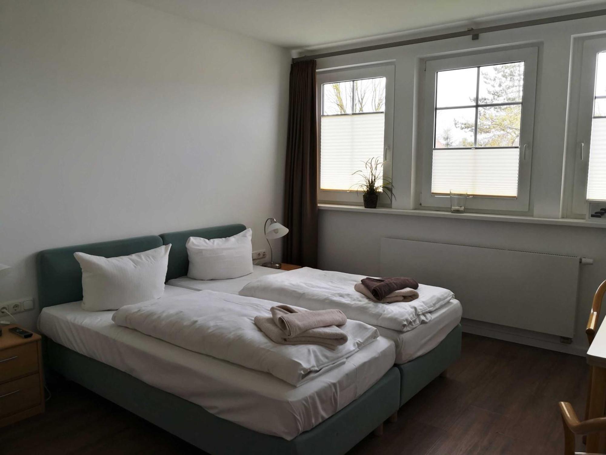 Gaestehaus _ Strandhalle *